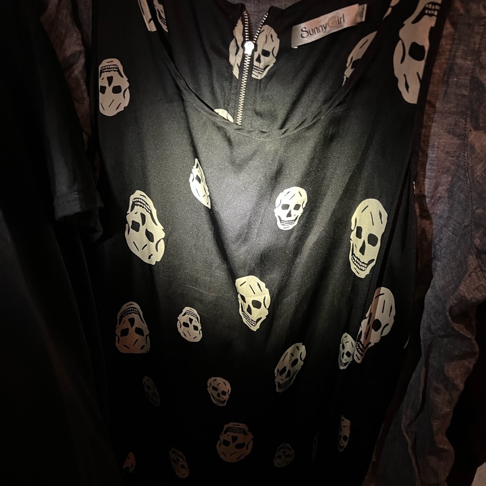 Sunny Girl Black Dress with White Skull Pattern